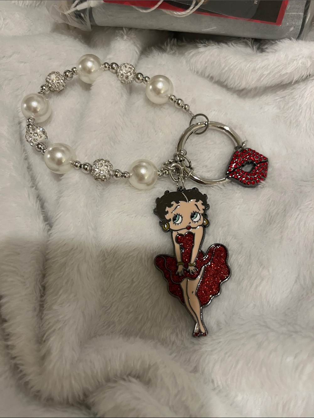 Betty Boop Faux Pearl and Red Lips Keychain/Bag Charm.